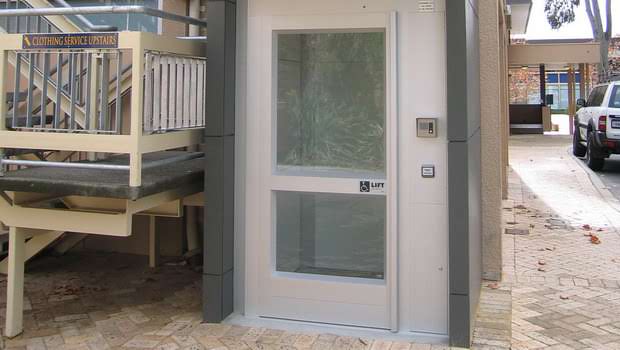 Christ Church Lift